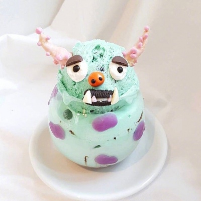 97年多兰2.1亿收购尼克斯